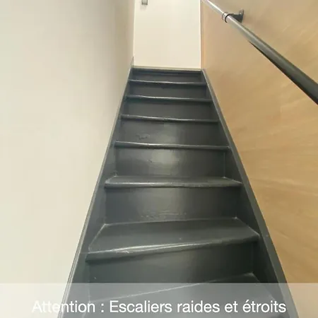 1-bedroom Attic Flat, Close To The Underground